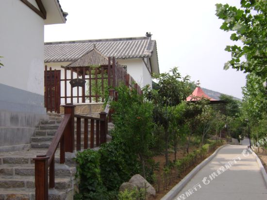 Shengyuan Training Center — hotel in Sishui