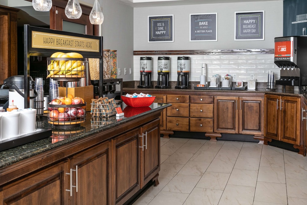 Hampton Inn & Suites Nashville Green Hills - photo 33