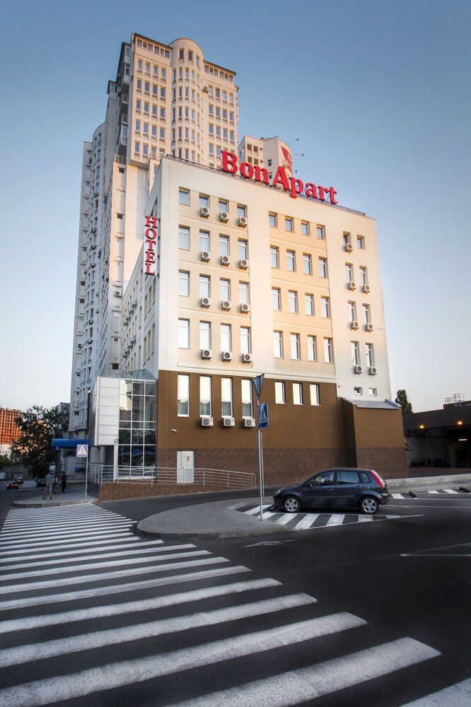 BonApart Hotel by UHM — 4-Star Luxury Hotel in Kyiv, Ukraine