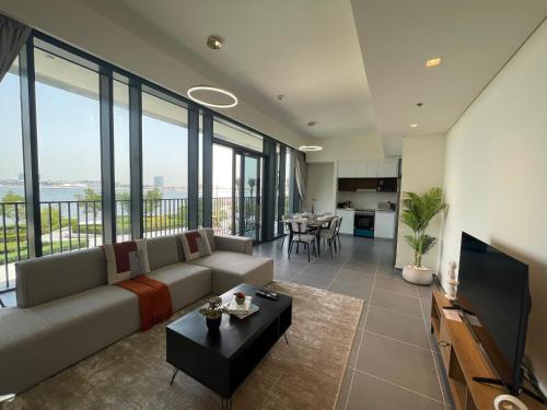 Frank Porter Creek Edge Tower 2 - last minute hotel in Dubai