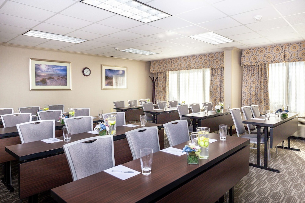 Hampton Inn Winston Salem Hanes Mall - photo 42
