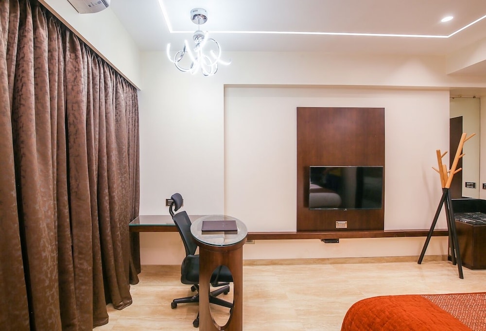 Hotel Royal Palace — Jalgaon — photo 4