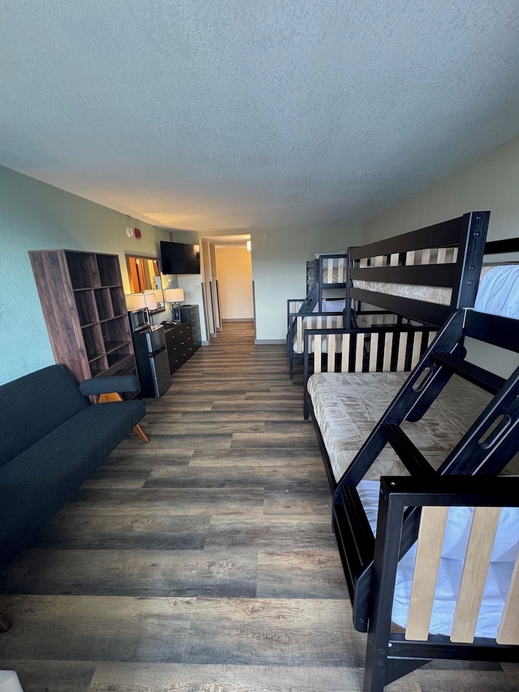 Grand Smokies Resort Lodge - photo 20