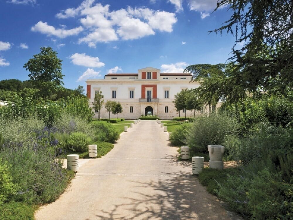 Relais Il Santissimo — Turi