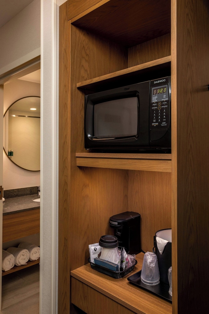 Fairfield Inn & Suites by Marriott Little Rock Airport - photo 10