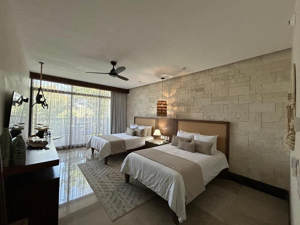 Hotel Mundo Maya Calakmul