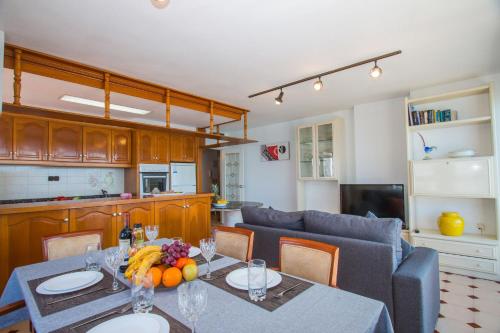 Apartamento Ifach PlusHolidays — 4-Star Luxury Hotel in Calp, Spain