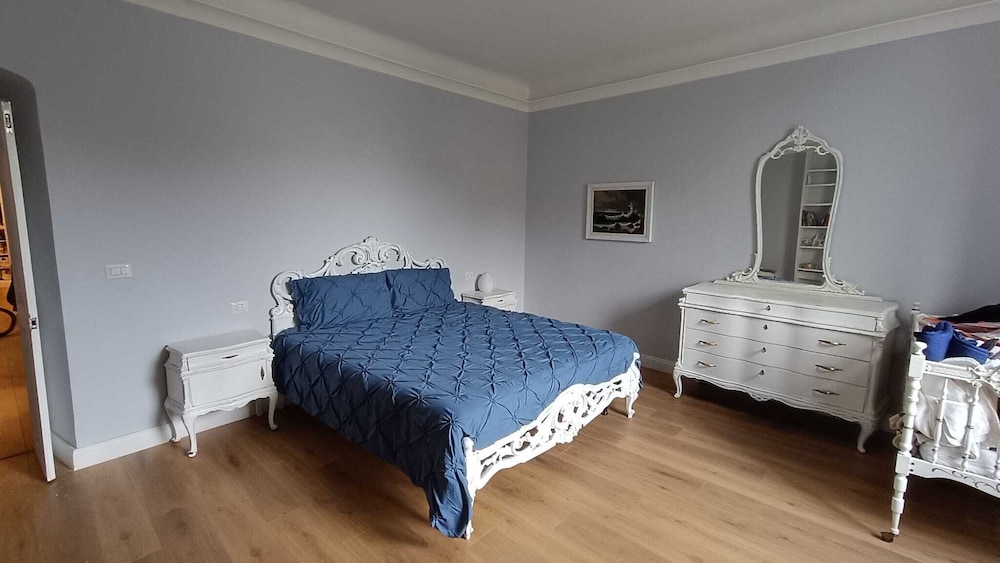 Mare e Monti in Genoa, Italy