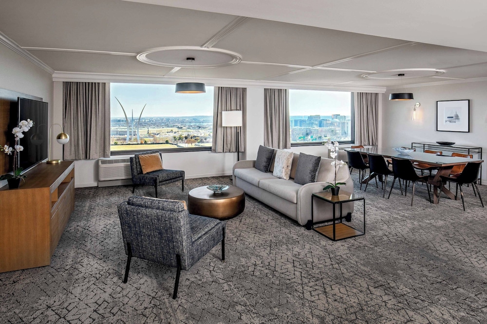 Sheraton Pentagon City Hotel - photo 18