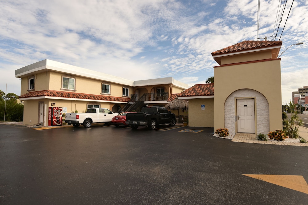 Bayview Plaza Waterfront Resort - photo 90