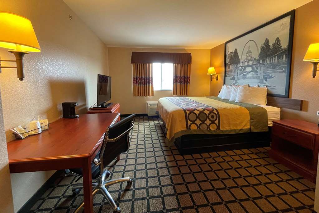 Super 8 by Wyndham Rolla - photo 8
