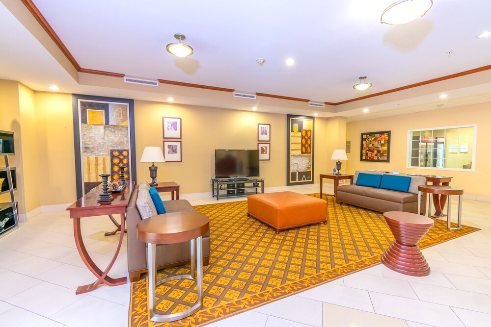 Candlewood Suites Houston I 10 East by IHG - photo 4