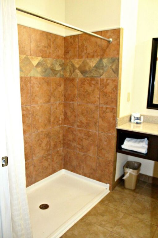WindGate Extended Stay Hotel - photo 6