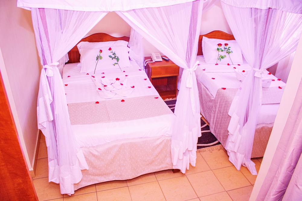 Tea Tot Hotel — Machakos — photo 4