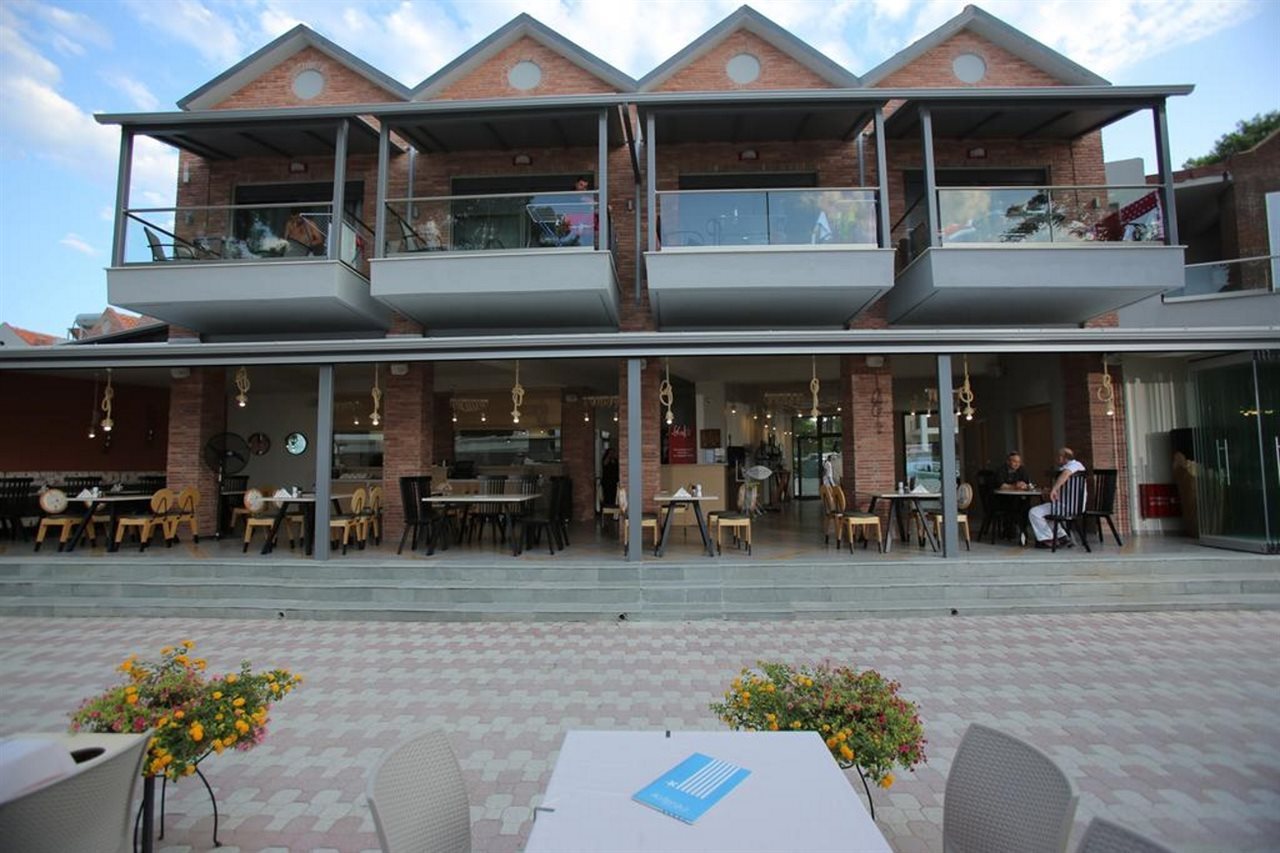 Flegra Beach Boutique Apartments — 4-Star Luxury Hotel in Kassandreia, Greece