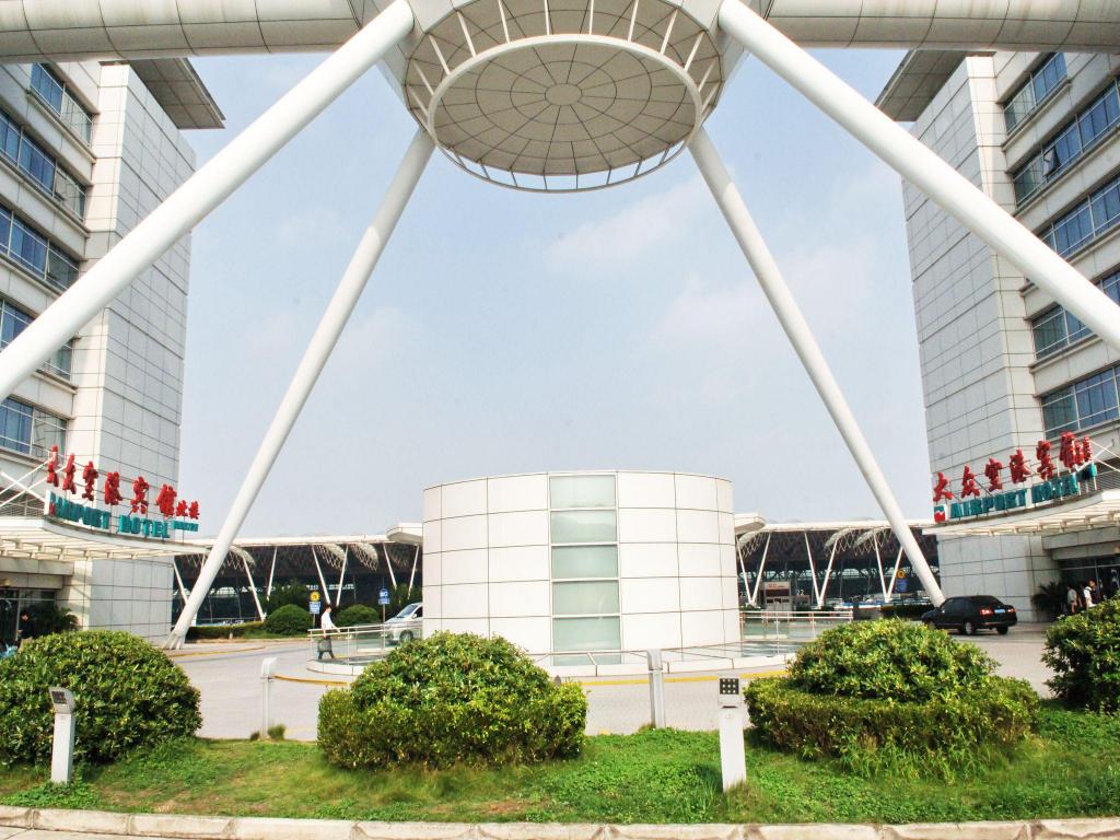 Da Zhong Pudong Airport Hotel Shanghai — 4-Star Luxury Hotel in Shanghai, People's Republic of China