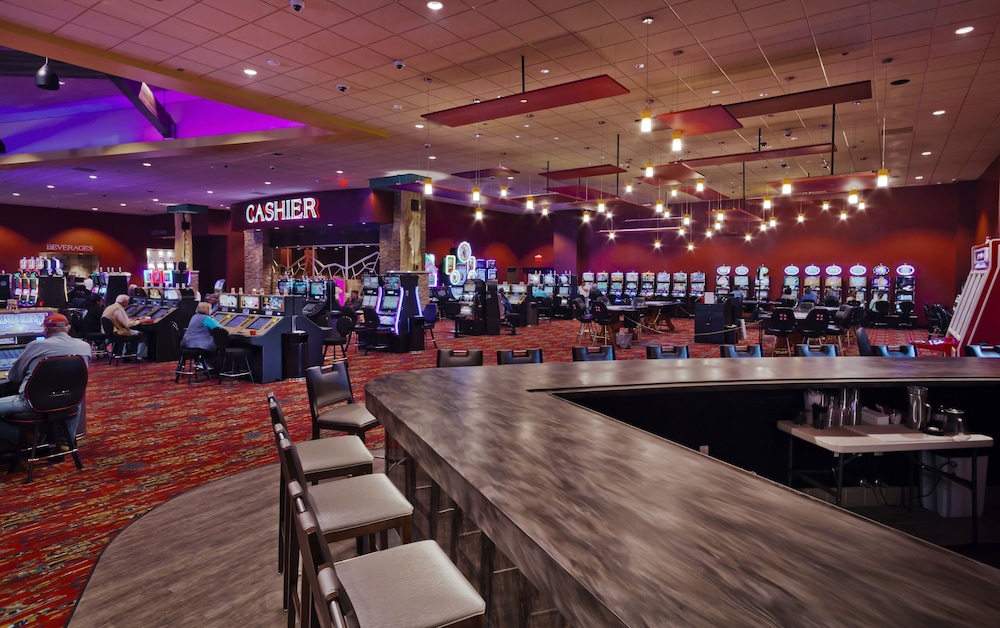 Shoshone Rose Casino & Hotel - photo 18