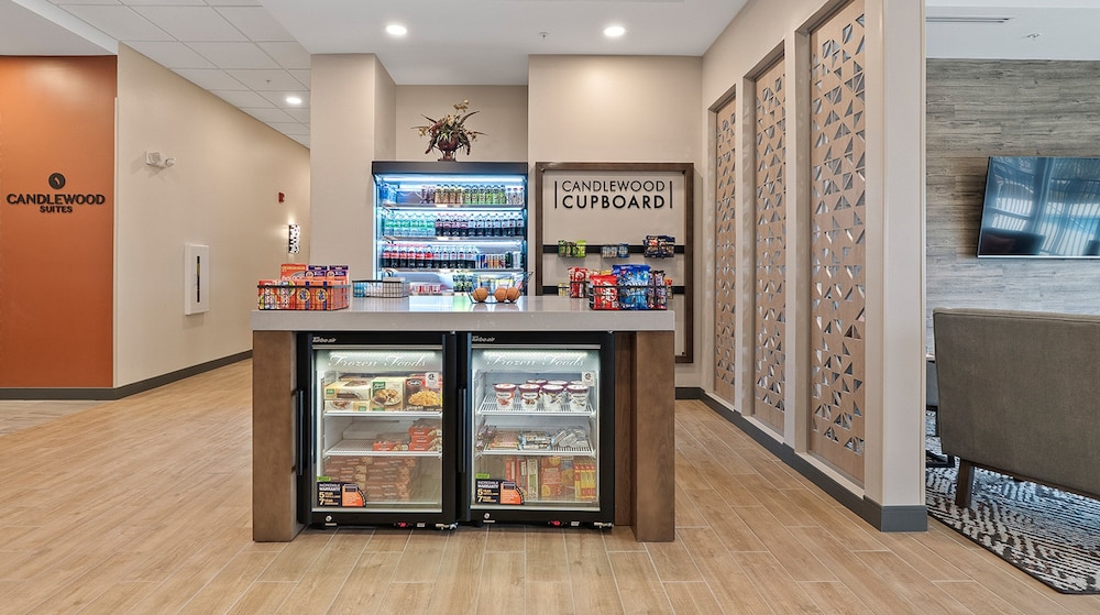 Candlewood Suites Perry National Fairground Area by IHG - photo 44