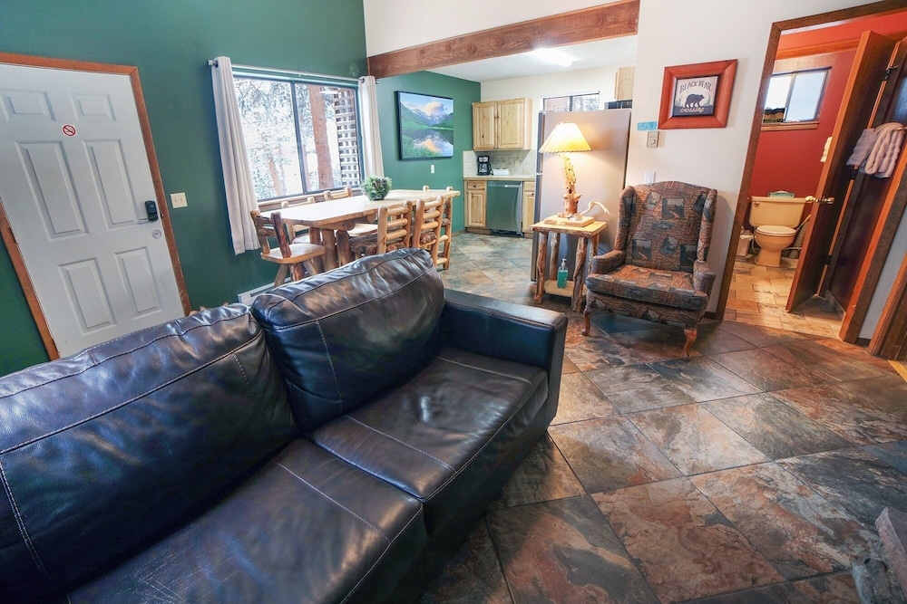 Timber Creek Chalets 7 cabin - photo 9