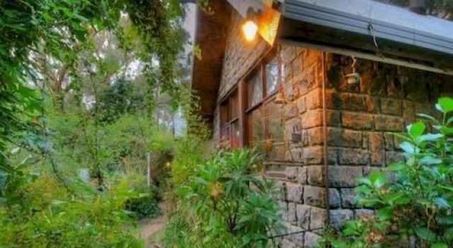Steindorf Cottages - carbon neutral hotel in Emerald
