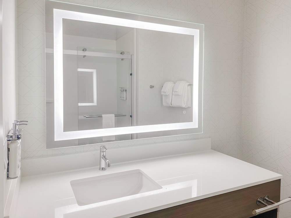 Holiday Inn Express La Mesa Near SDSU by IHG - photo 30