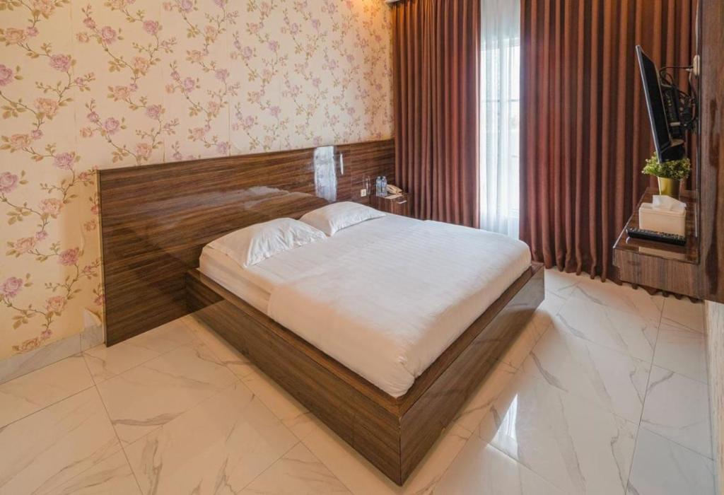 Wisma D King RedPartner — hotel in Pangkajene