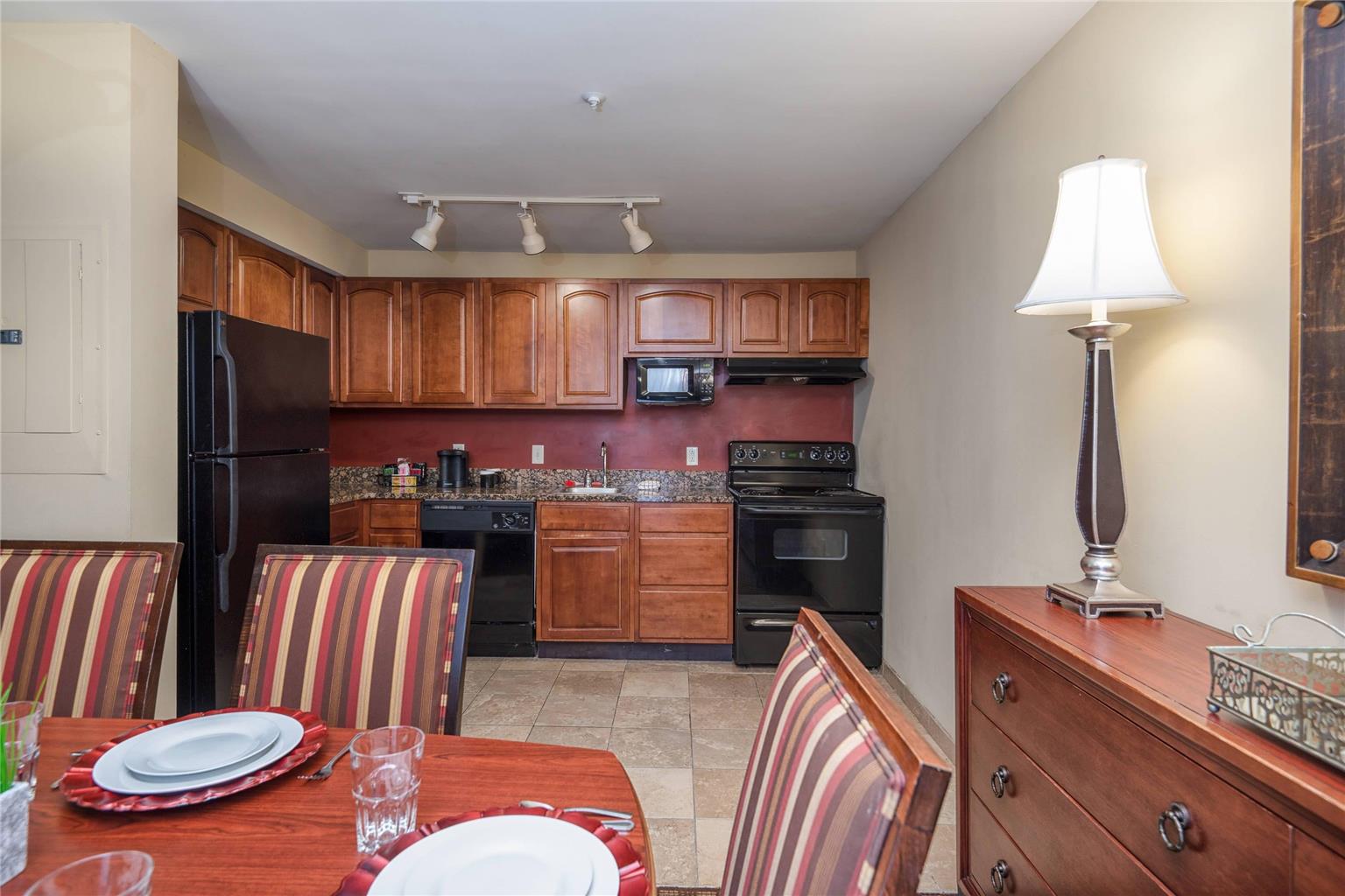 Arlington Court Suites a Clarion Collection Hotel - photo 51