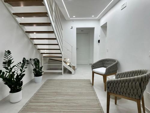 Hary Home — 4-Star Luxury Hotel in Brindisi, Italy