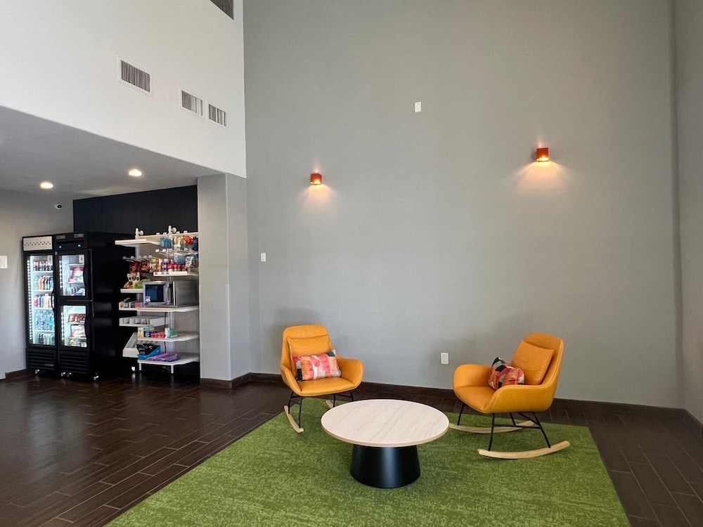 Spark by Hilton Glendale Phoenix North - photo 48
