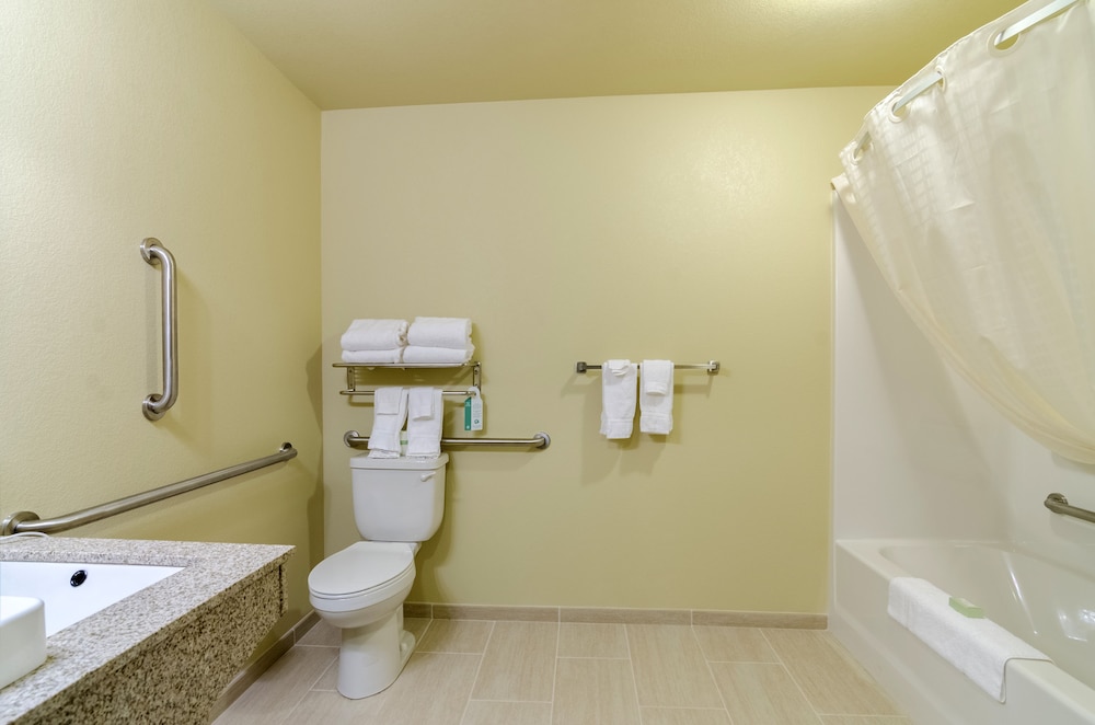 Cobblestone Inn & Suites Ord - photo 37