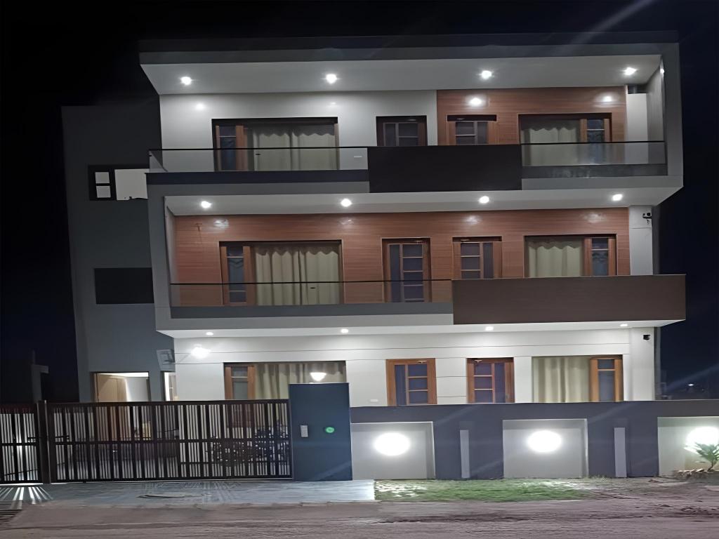 Bj Villa