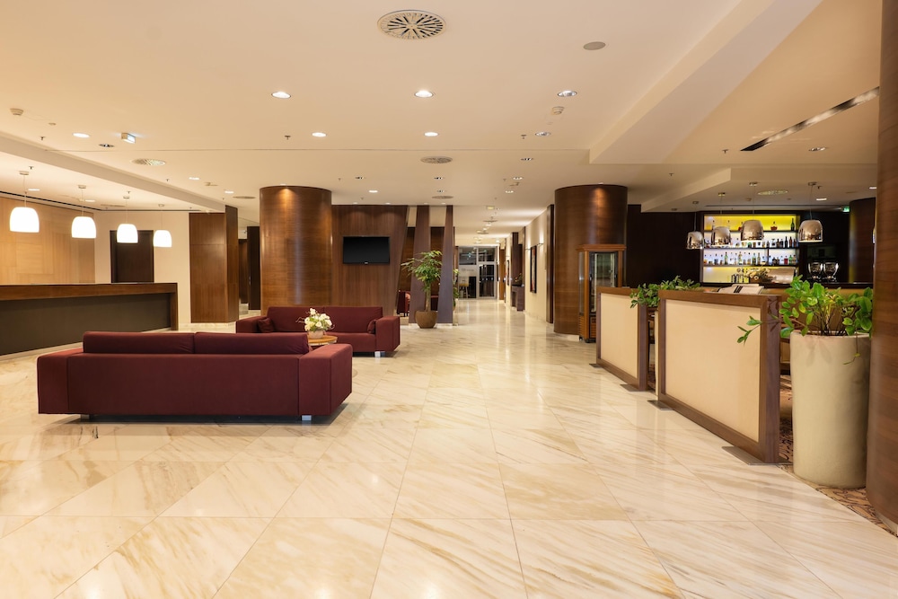 DoubleTree by Hilton Hotel Kosice — Kosice — photo 5