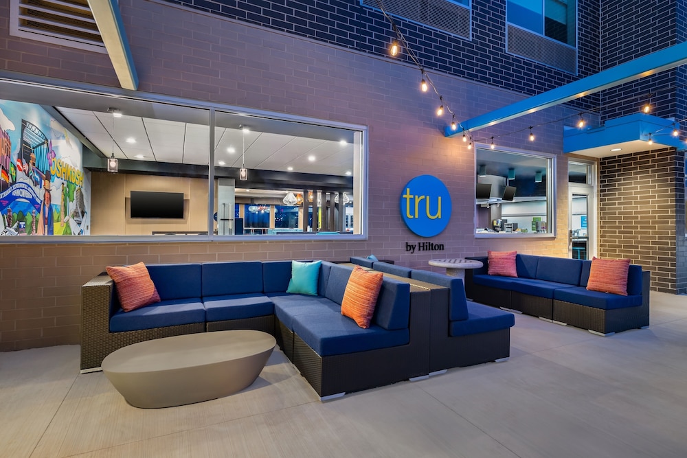 Tru by Hilton Oshkosh - photo 36