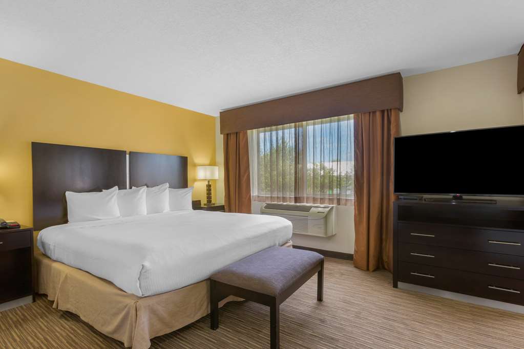 Best Western Plus The Four Corners Inn - photo 23