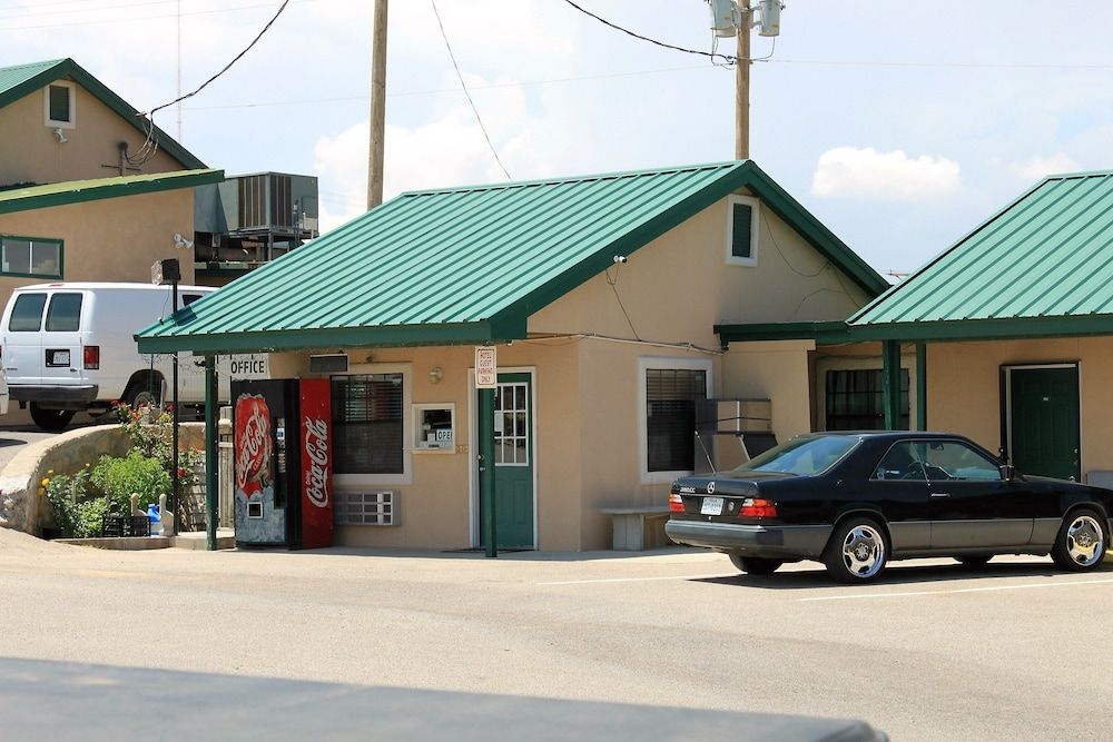 Adobe Inn Motel - featured photo