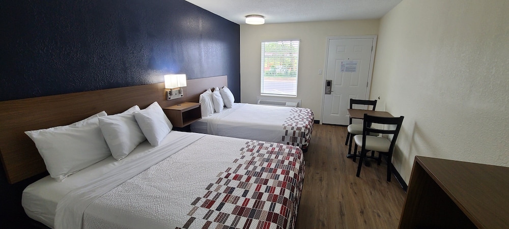 Red Roof Inn Byron - photo 5