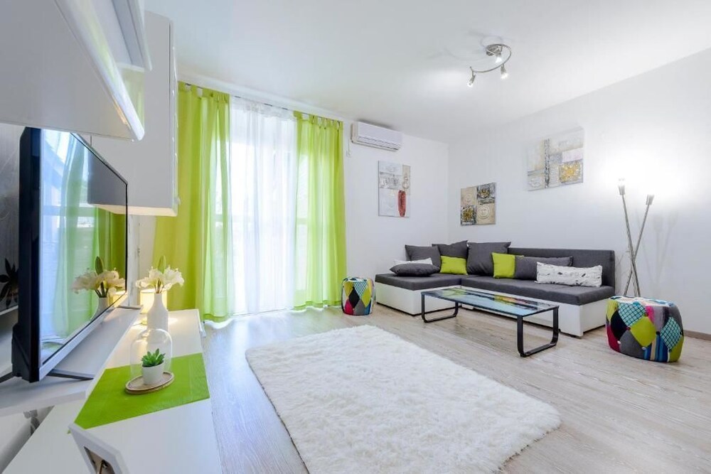 Apartmani Villa Tolja