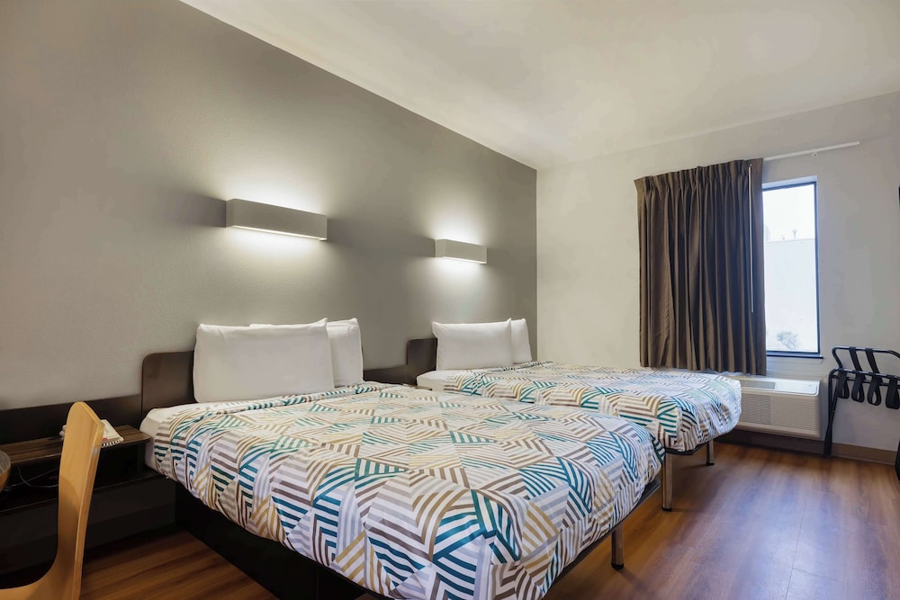 Studio 6 Suites Texas City Tx I 45 South - photo 15
