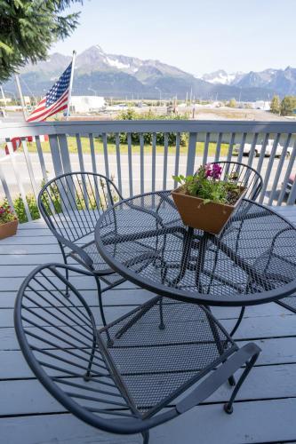 Bears Den Alaska Lodging - photo 15