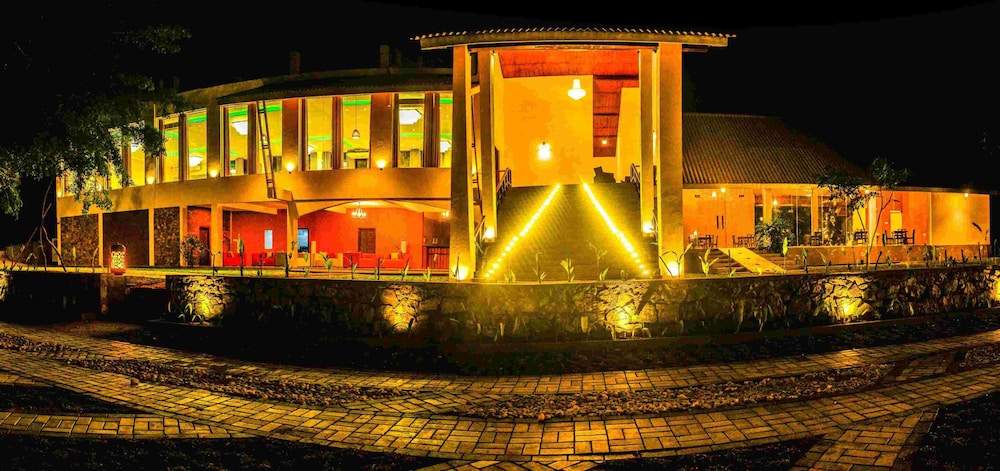 Agbo Hotel in Polonnaruwa, Sri Lanka