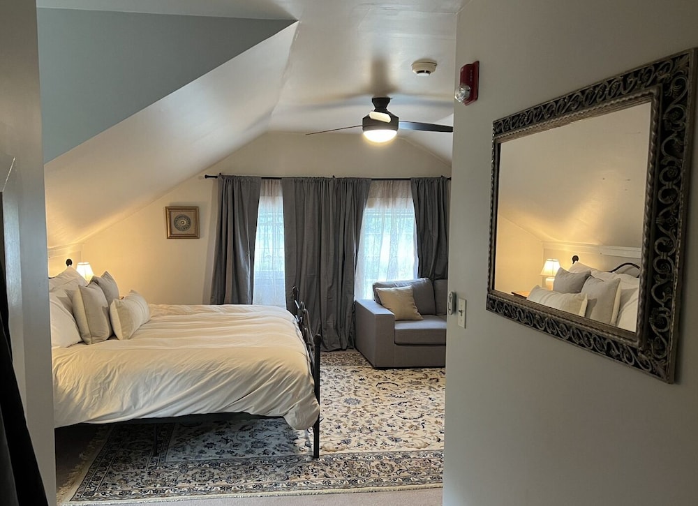 Independence Inn - photo 28