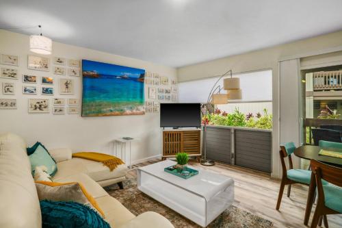 2 Br Princeville Sands Condo with Pool and Hot Tub — 4-Star Luxury Hotel in Princeville, United States