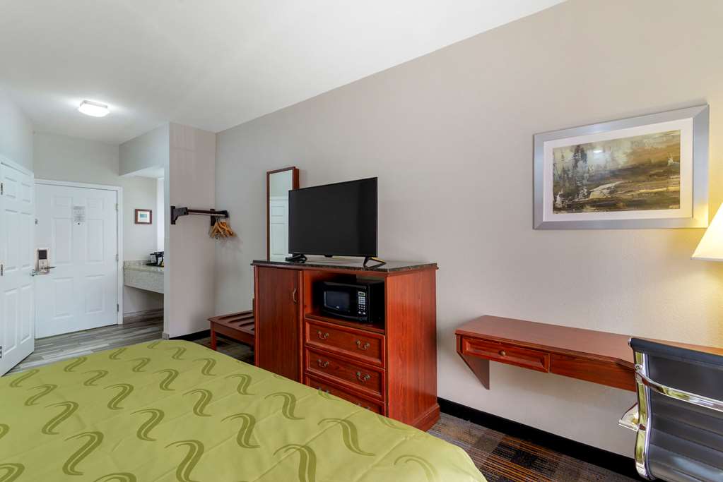 Quality Inn Newnan Atlanta South - photo 12