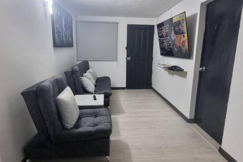 Hermosa Casa Para Tour Comuna 13 — 4-Star Luxury Hotel in Medellin, Colombia