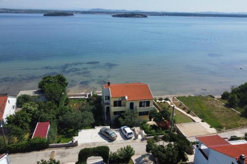 Idila — hotel in Izola