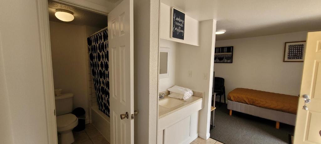 Best Quality Inn - photo 6