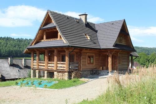 Wilk u Drzwi — 4-Star Luxury Hotel in Ustrzyki Dolne, Poland