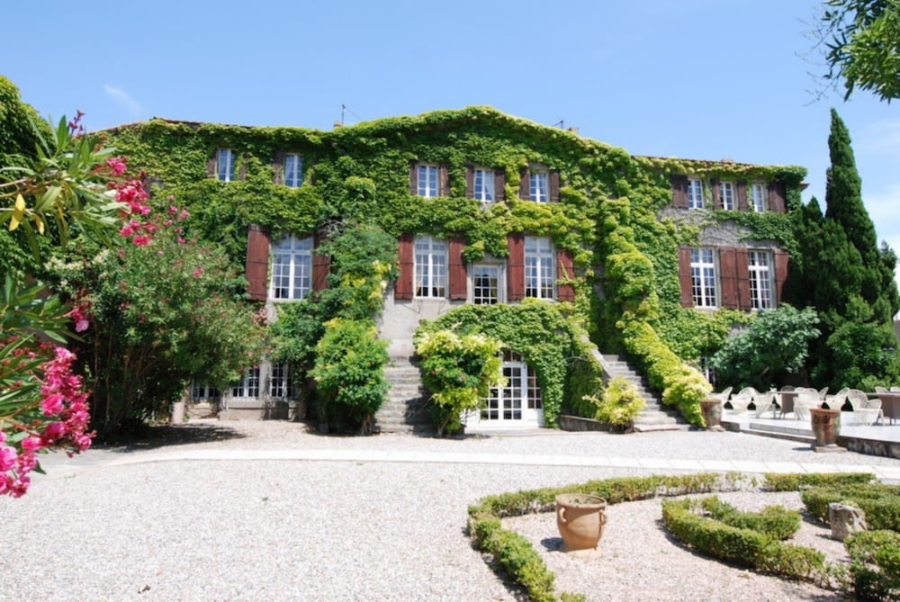 Hôtellerie du Château de Floure & Spa — 4-Star Luxury Hotel in Carcassonne, France
