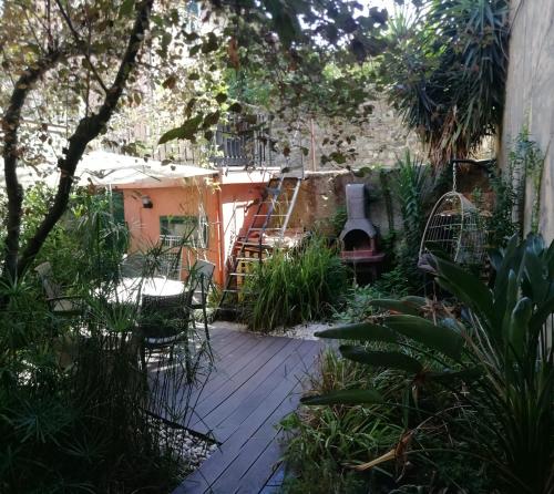 Appartamento Con Giardino Terrazzo E Garage A Due Passi Dal Mare E Dalle Cinqueterre — 4-Star Luxury Hotel in Levanto, Italy