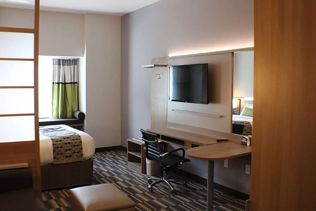Microtel Inn & Suites by Wyndham Liberty NE Kansas City Area - photo 18